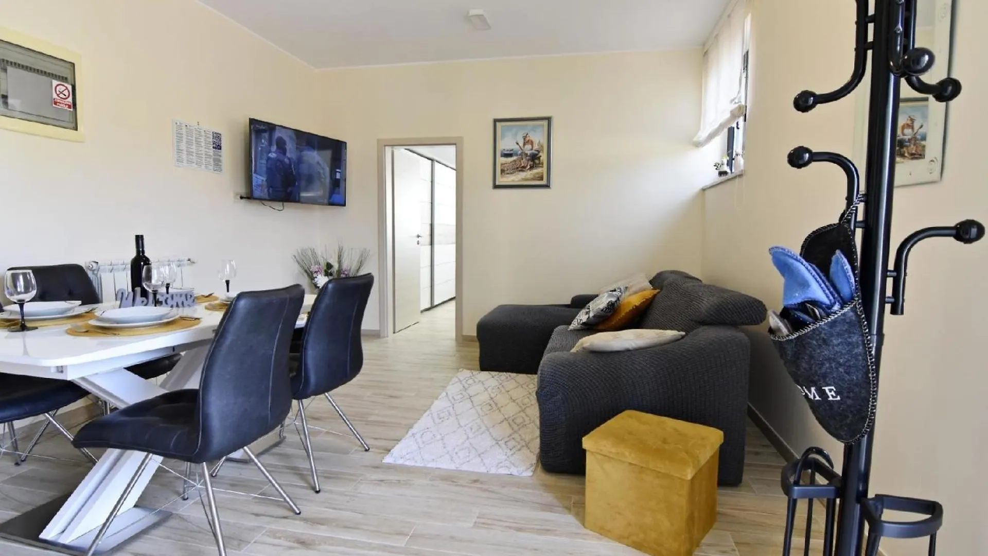 Charmantes Neues Apartment Mit Terrasse Meer Naehe Enea 2 Savudrija Croatia